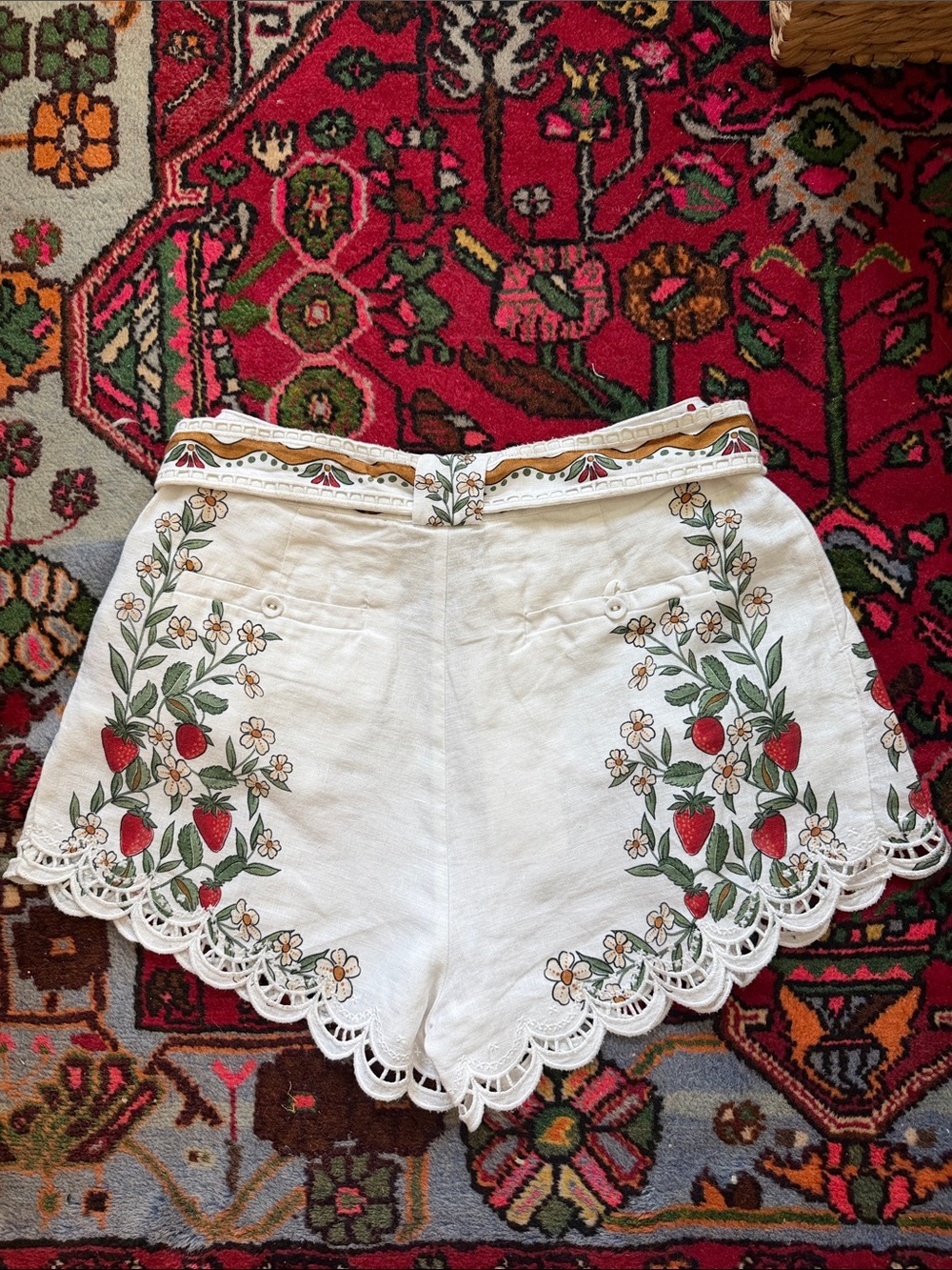 FARM Rio Off White Fruit Beauty Eurofax Premium Linen Richelieu Running Shorts - Picture 3 of 6